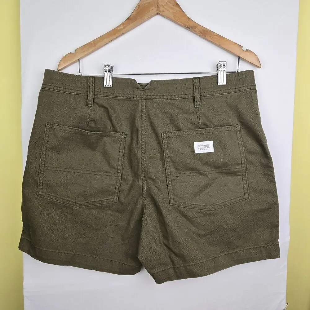 REI Co-op Womens Cargo Shorts Utility Pockets Trailsmith Olive‎ Green Size 14